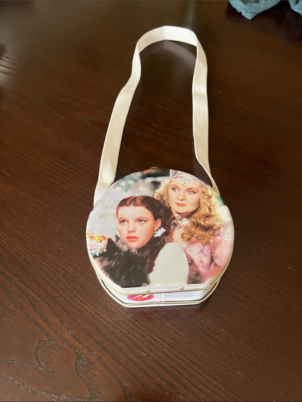 Round Cream Mini metal Crossbody Bag with Vintage Photo Art